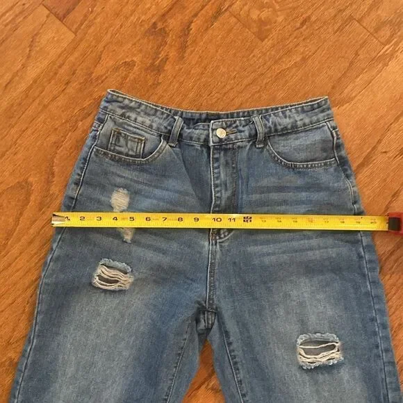 SHEIN size large wide legged jeans, very soft and comfy, distressed, high waist - Picture 6 of 12